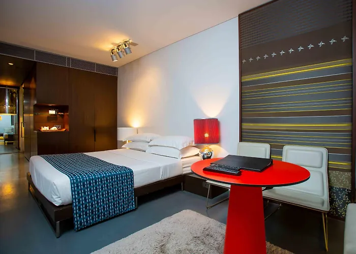 Valentine On George Hotel Sydney